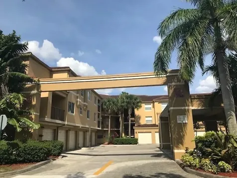 741 N Pine Island Road Plantation FL 33324