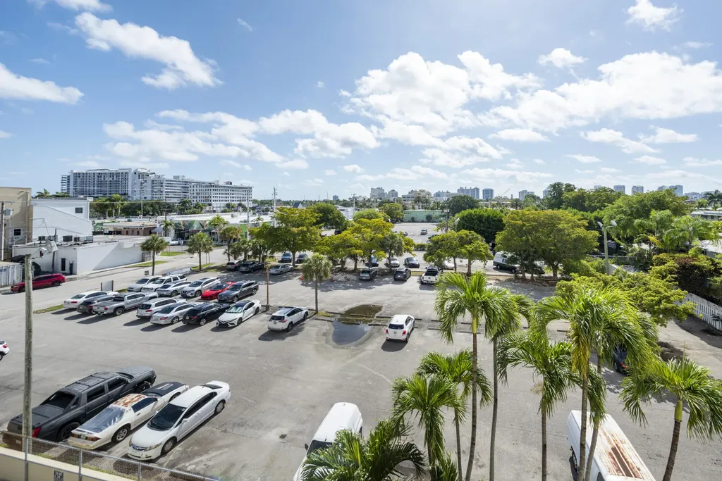 900 NE 18th Avenue Fort Lauderdale FL 33304