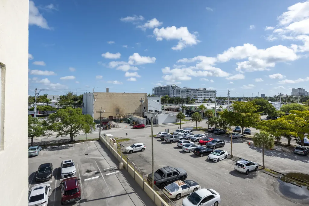 900 NE 18th Avenue Fort Lauderdale FL 33304