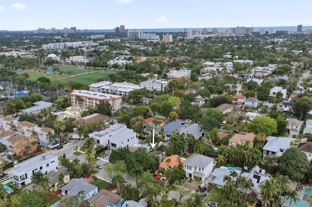 530 NE 11th Avenue Fort Lauderdale FL 33301