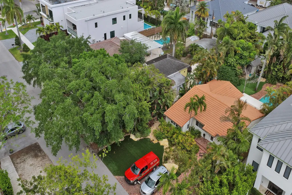 530 NE 11th Avenue Fort Lauderdale FL 33301