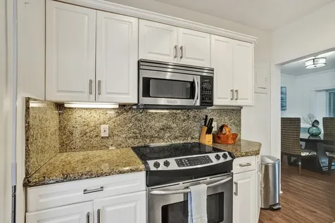 530 NE 11th Avenue Fort Lauderdale FL 33301