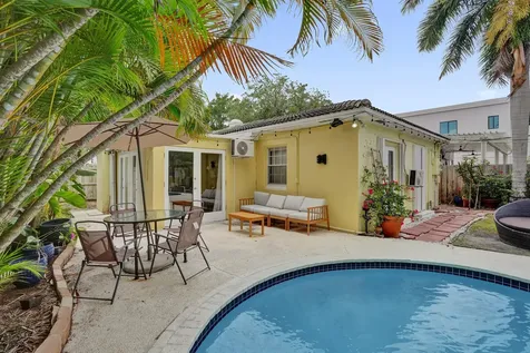 530 NE 11th Avenue Fort Lauderdale FL 33301