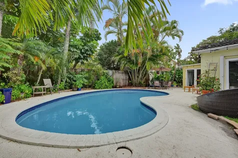 530 NE 11th Avenue Fort Lauderdale FL 33301
