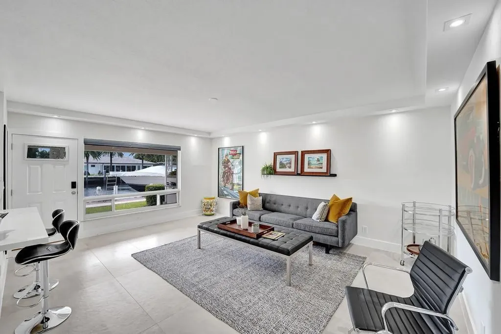 2866 NE 30th Street Fort Lauderdale FL 33306