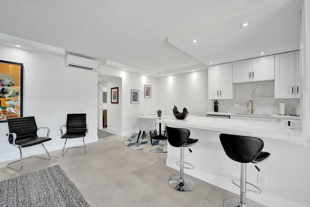 2866 NE 30th Street Fort Lauderdale FL 33306