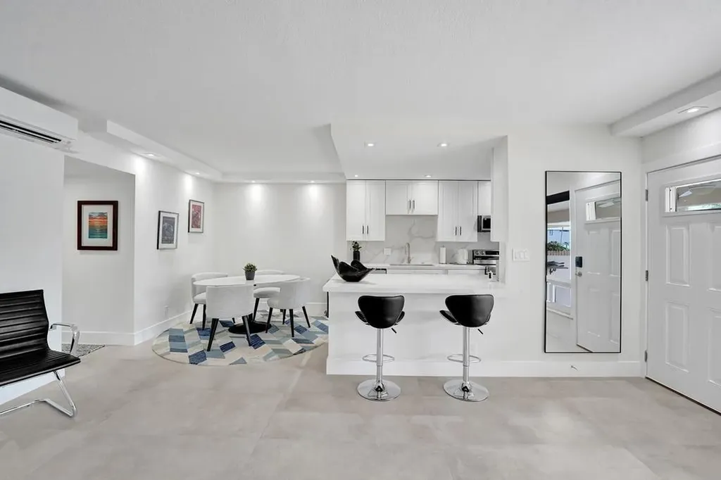 2866 NE 30th Street Fort Lauderdale FL 33306