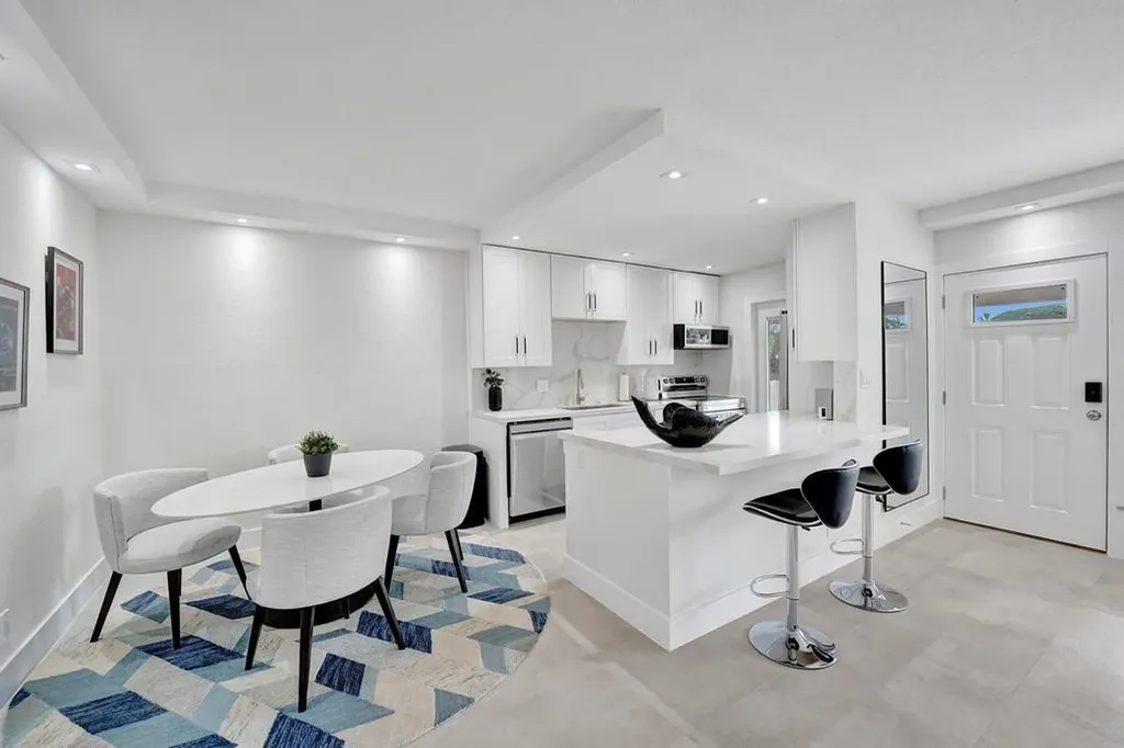2866 NE 30th Street Fort Lauderdale FL 33306