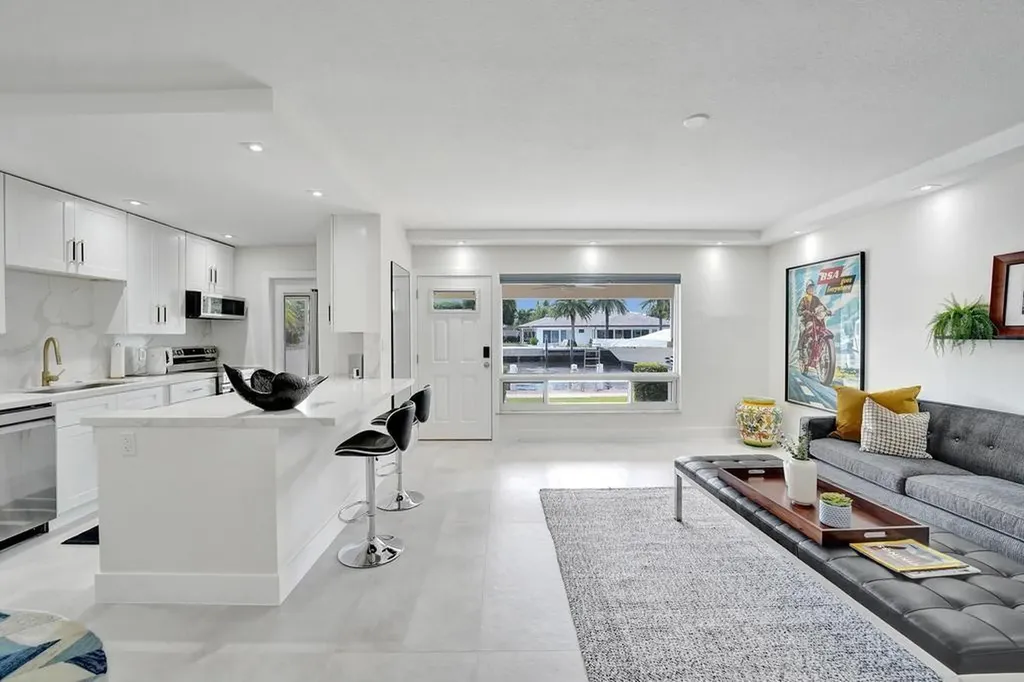 2866 NE 30th Street Fort Lauderdale FL 33306