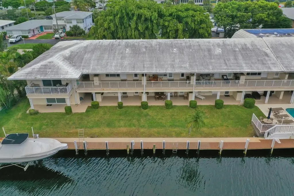 2866 NE 30th Street Fort Lauderdale FL 33306