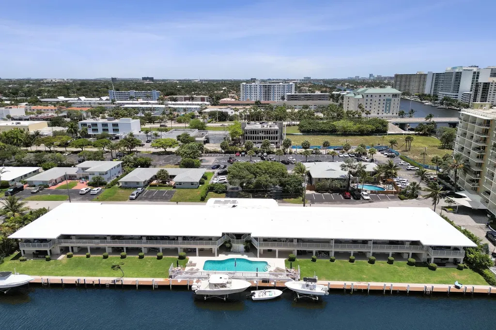 2866 NE 30th Street Fort Lauderdale FL 33306