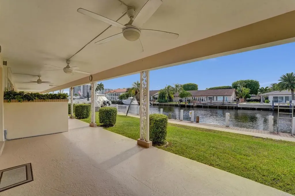 2866 NE 30th Street Fort Lauderdale FL 33306