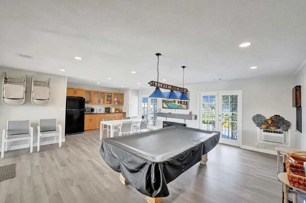 2866 NE 30th Street Fort Lauderdale FL 33306