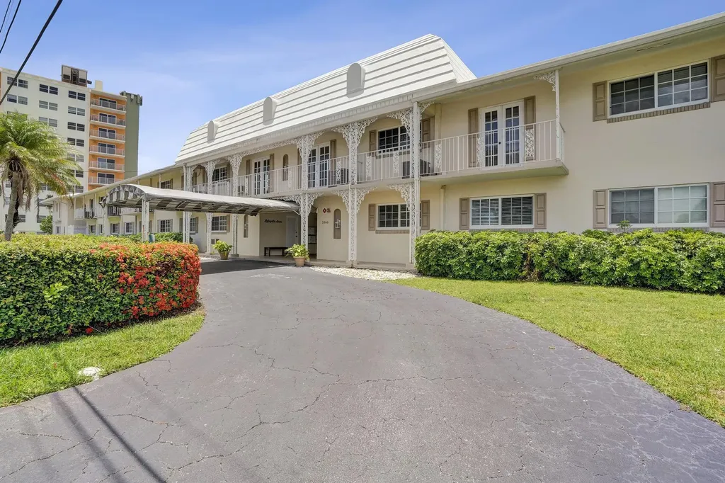 2866 NE 30th Street Fort Lauderdale FL 33306