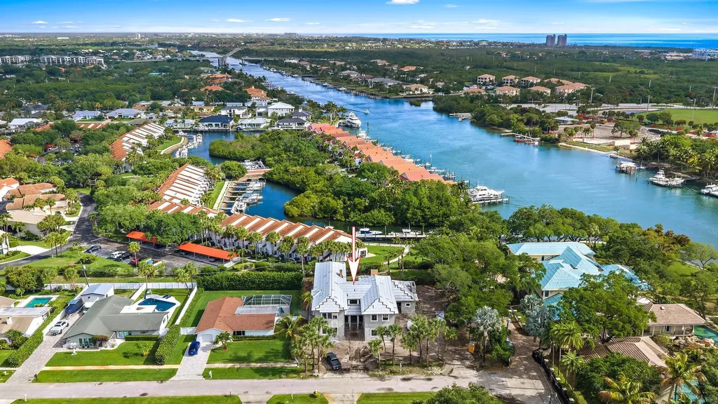 2267 Windsor Road Palm Beach Gardens FL 33410