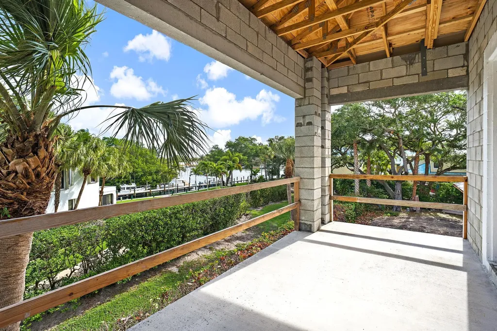 2267 Windsor Road Palm Beach Gardens FL 33410