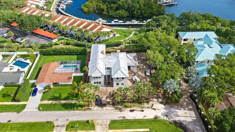2267 Windsor Road Palm Beach Gardens FL 33410