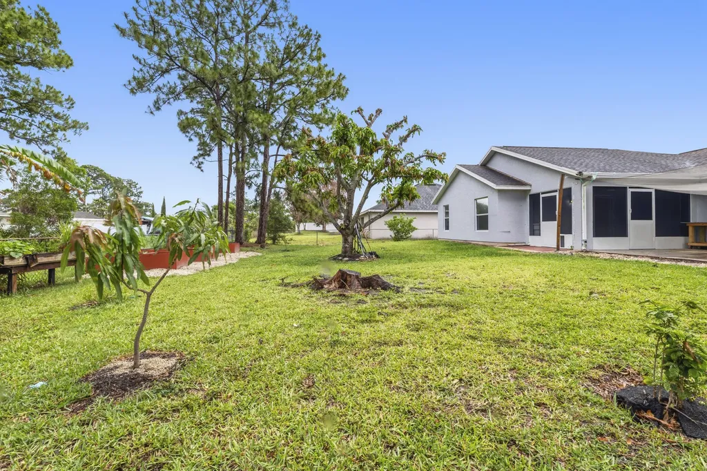 1717 SW Burlington Street Port St Lucie FL 34984