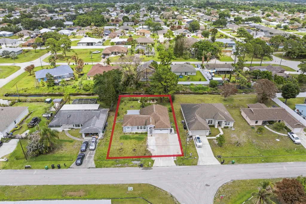 1717 SW Burlington Street Port St Lucie FL 34984