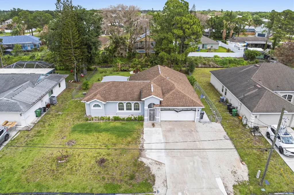 1717 SW Burlington Street Port St Lucie FL 34984