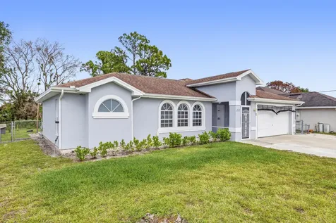 1717 SW Burlington Street Port St Lucie FL 34984