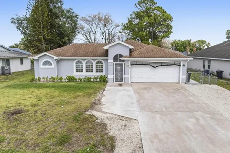 1717 SW Burlington Street Port St Lucie FL 34984