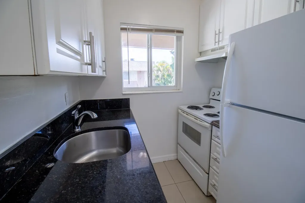 1727 Liberty Street Hollywood FL 33020