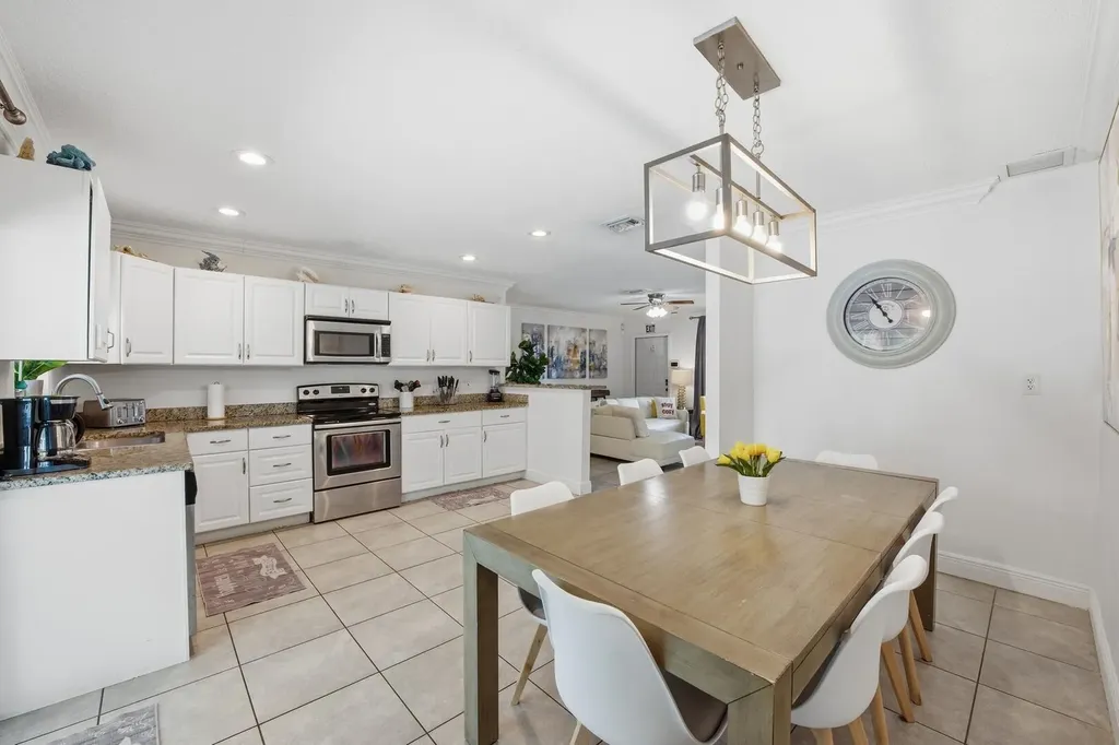 2788 Lake Ida Road Delray Beach FL 33445