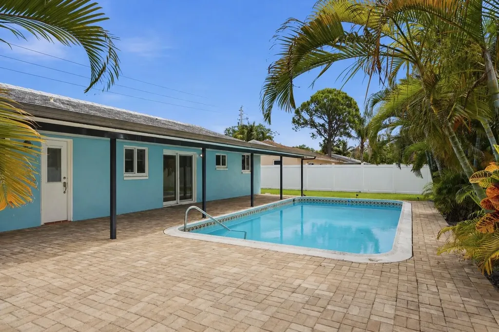 2788 Lake Ida Road Delray Beach FL 33445