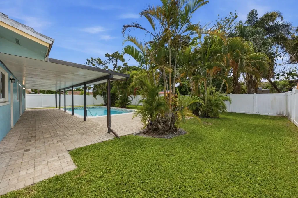 2788 Lake Ida Road Delray Beach FL 33445
