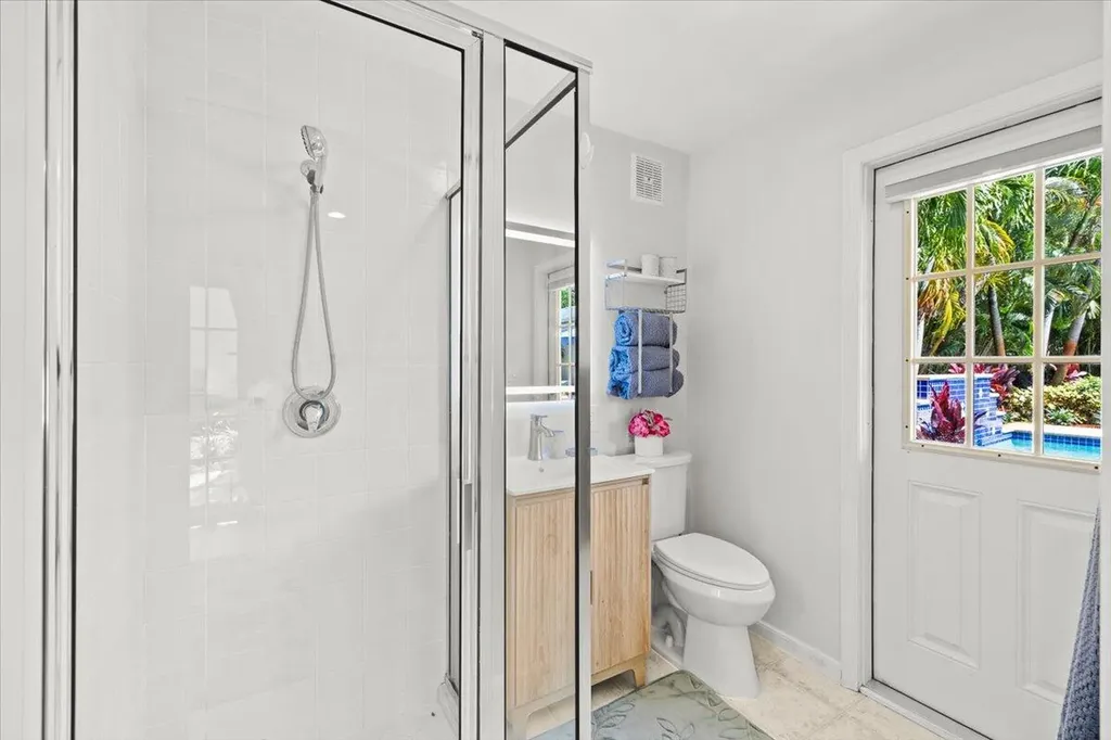 302 NW 11th Street Delray Beach FL 33444