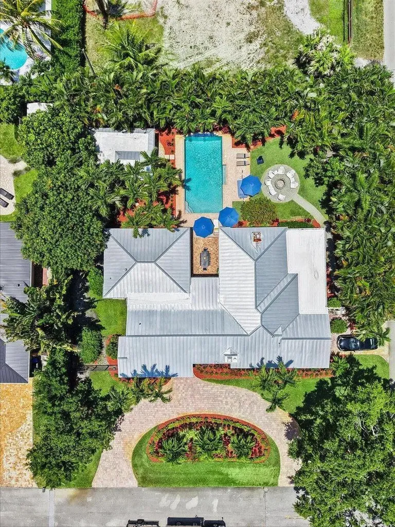 302 NW 11th Street Delray Beach FL 33444