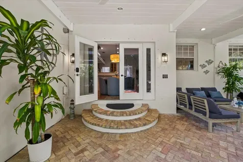 302 NW 11th Street Delray Beach FL 33444