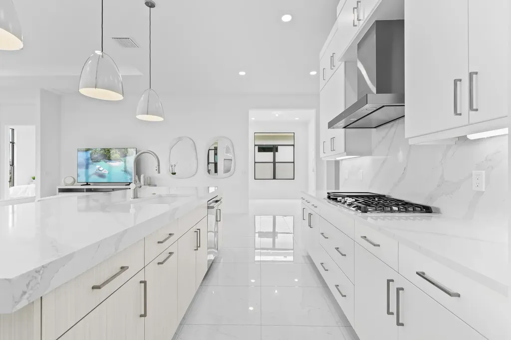 4931 Rivo Alto Circle Westlake FL 33470
