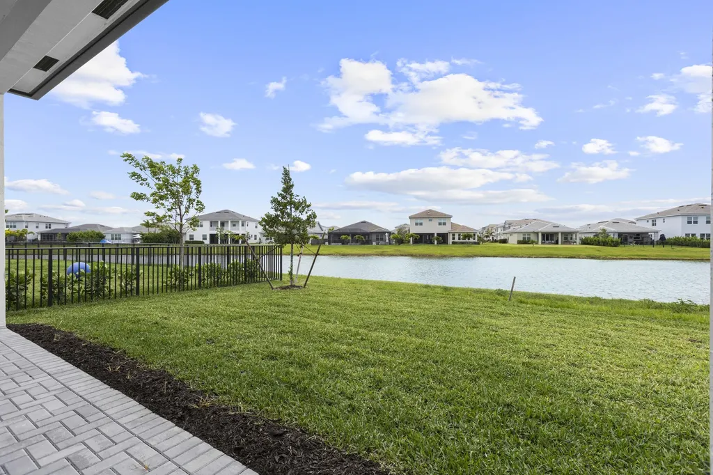 4931 Rivo Alto Circle Westlake FL 33470