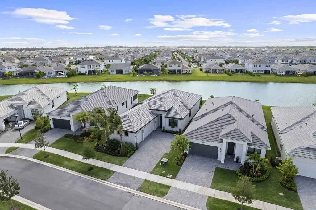 4931 Rivo Alto Circle Westlake FL 33470