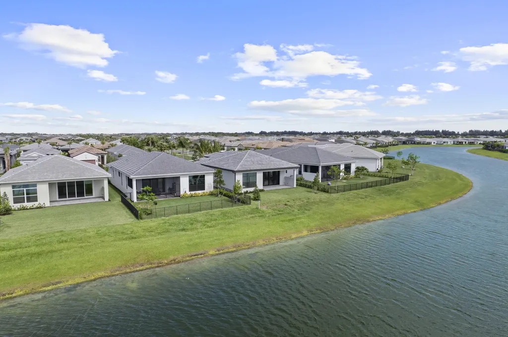 4931 Rivo Alto Circle Westlake FL 33470
