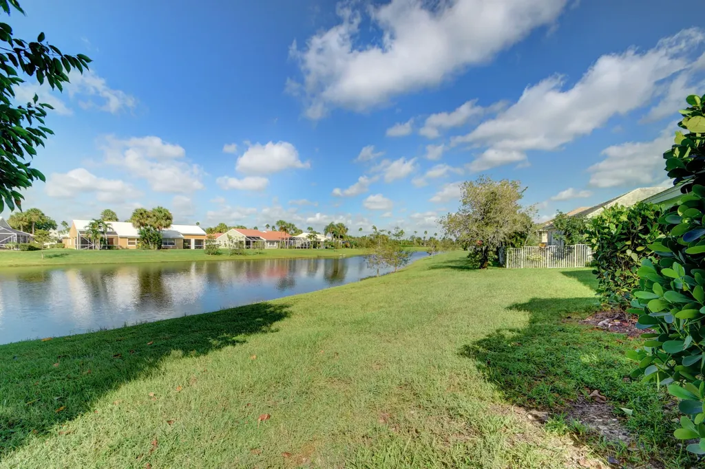 2519 Country Golf Drive Wellington FL 33414