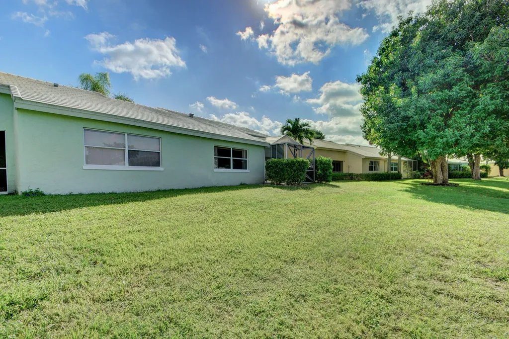 2519 Country Golf Drive Wellington FL 33414