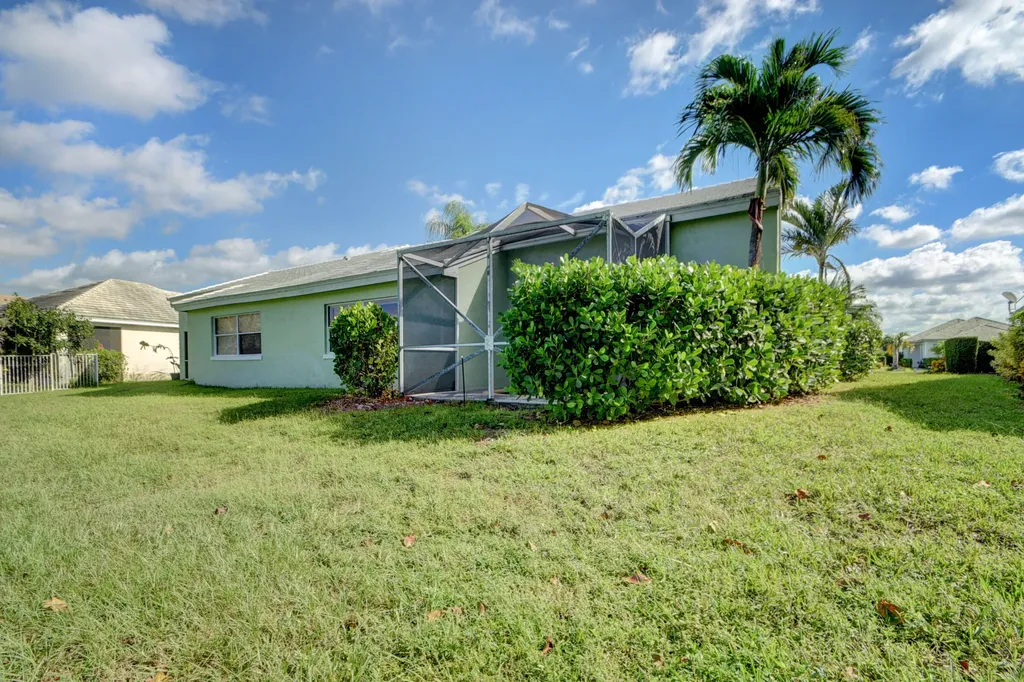 2519 Country Golf Drive Wellington FL 33414