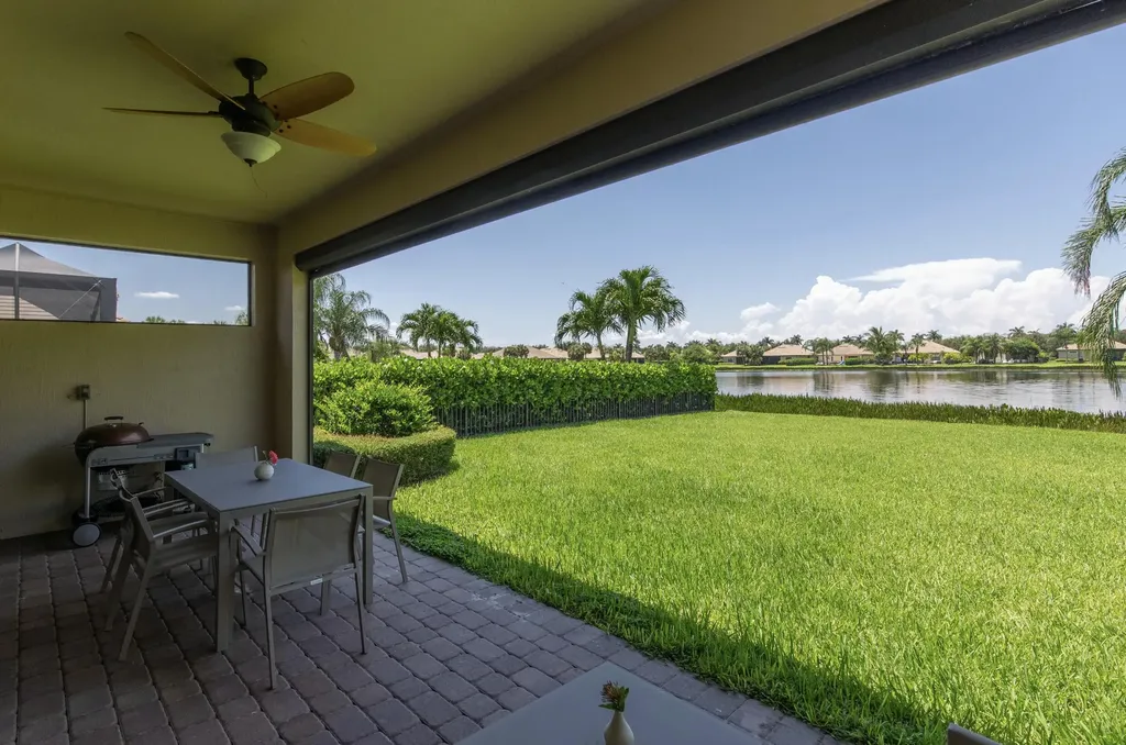 10274 Prato Street Wellington FL 33414