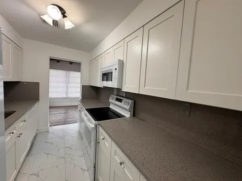 11 NW 56th Street Oakland Park FL 33309
