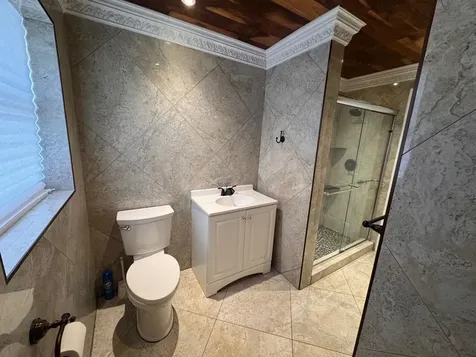 11 NW 56th Street Oakland Park FL 33309