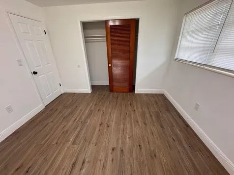11 NW 56th Street Oakland Park FL 33309