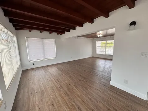 11 NW 56th Street Oakland Park FL 33309