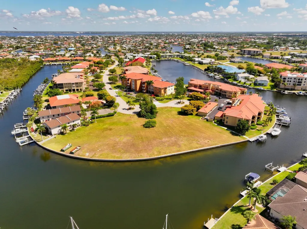 3339 Purple Martin Drive Punta Gorda FL 33950