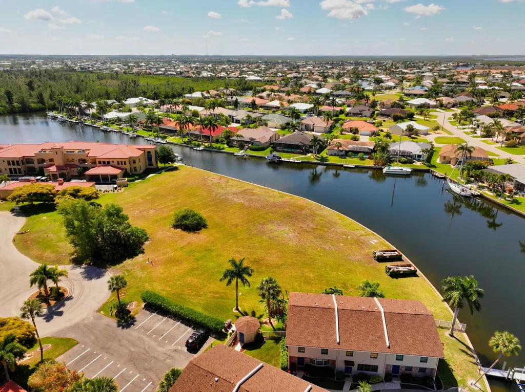 3339 Purple Martin Drive Punta Gorda FL 33950