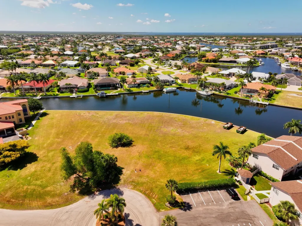 3339 Purple Martin Drive Punta Gorda FL 33950