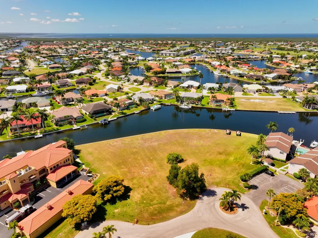 3339 Purple Martin Drive Punta Gorda FL 33950