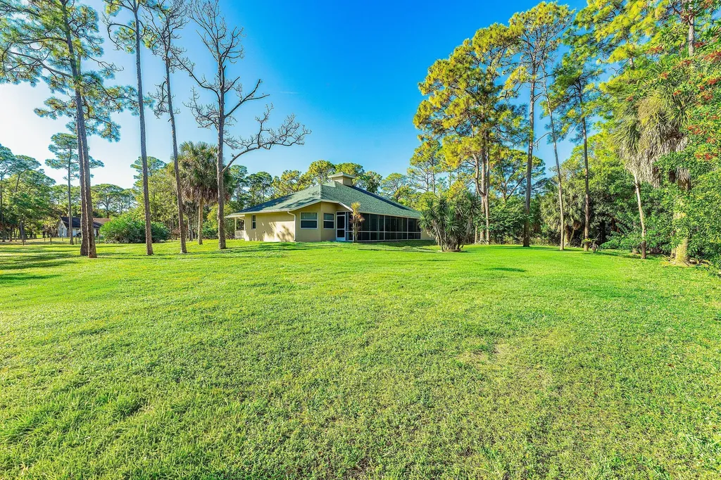 17109 Murcott Boulevard The Acreage FL 33470